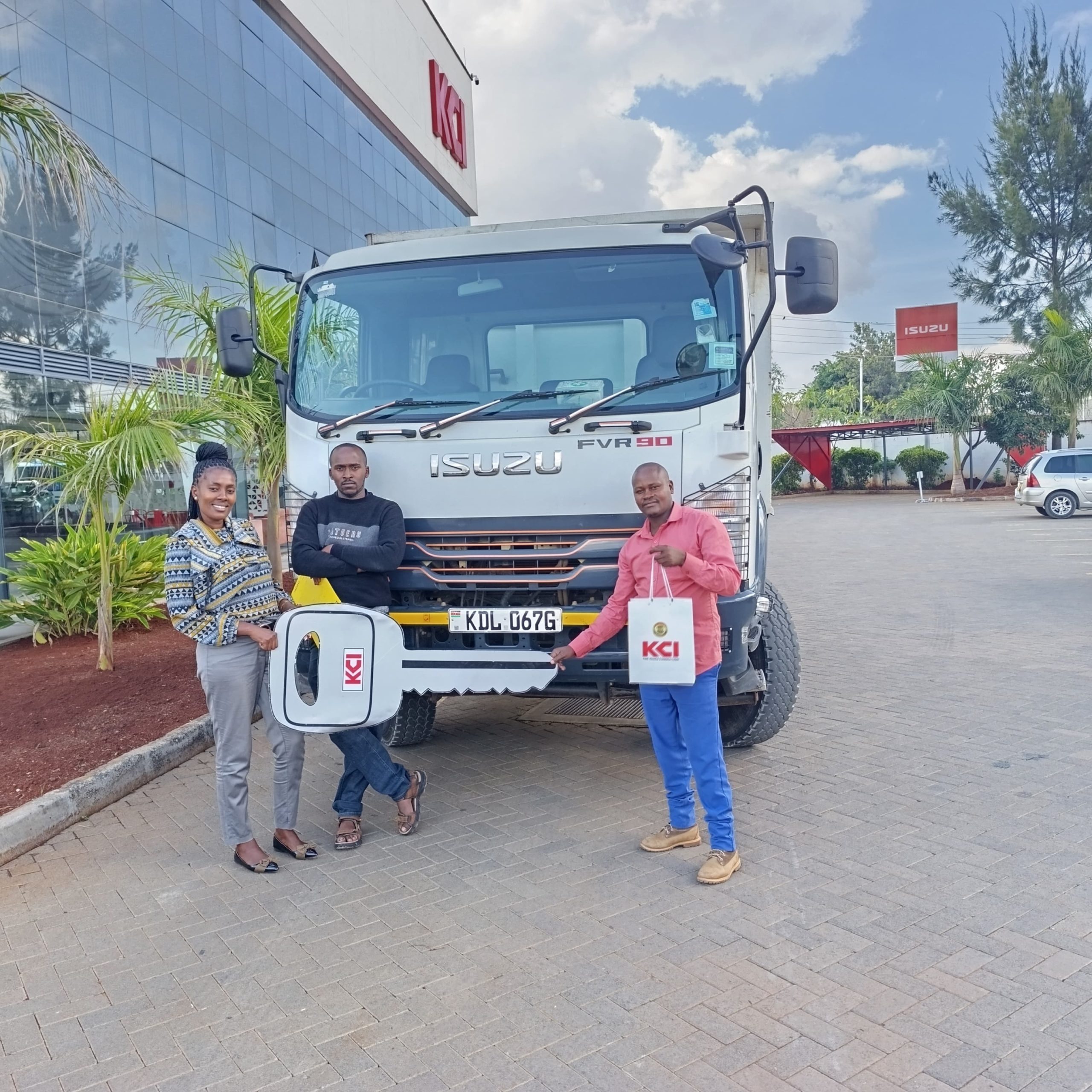 Stella wa isuzu gallery1b